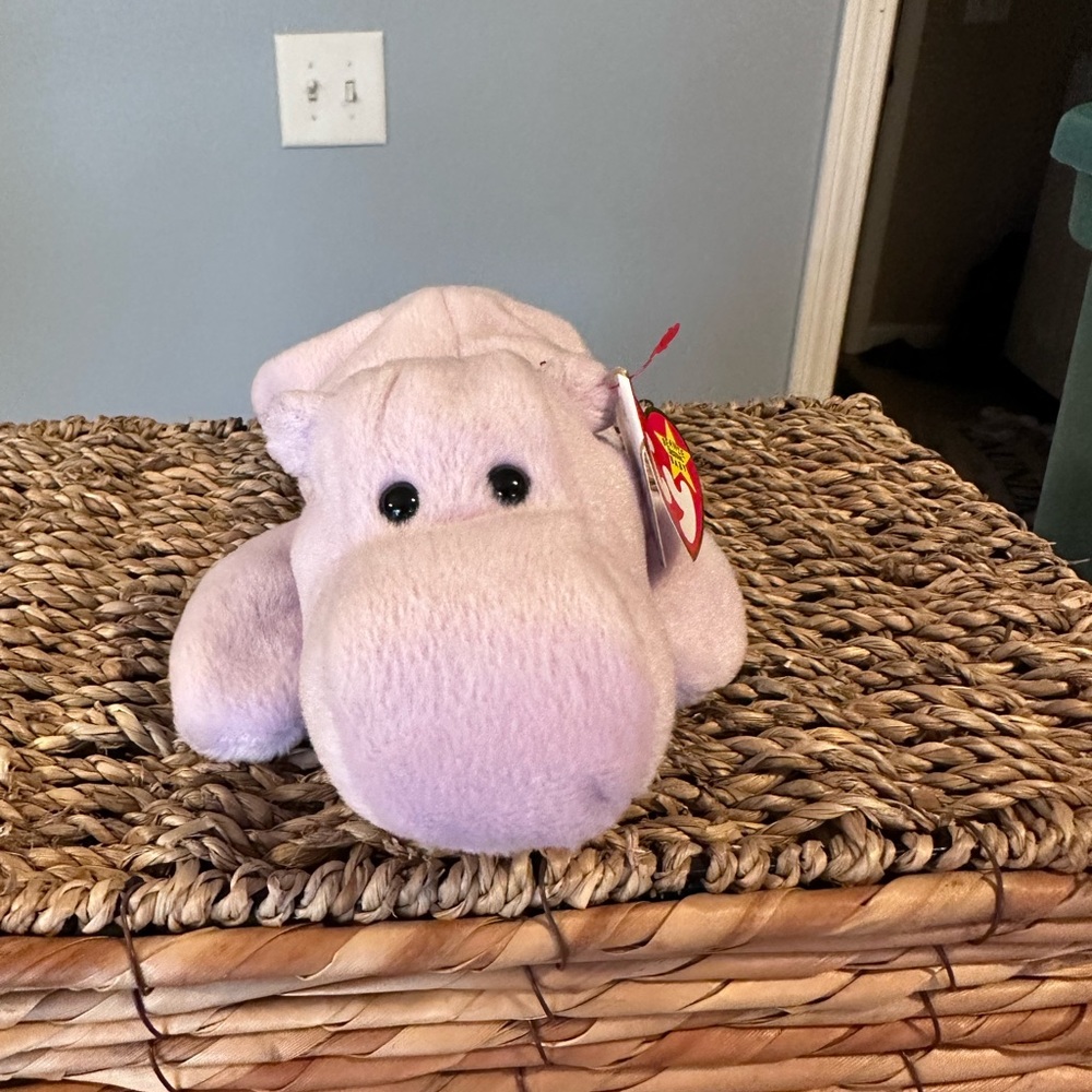 TY BEANIE BABY HAPP THE HIPPO